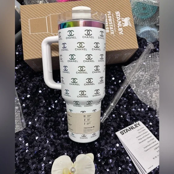 (Pick your color)Stanley Quencher Tumblers in Multicolors. - Picture 3 of 13